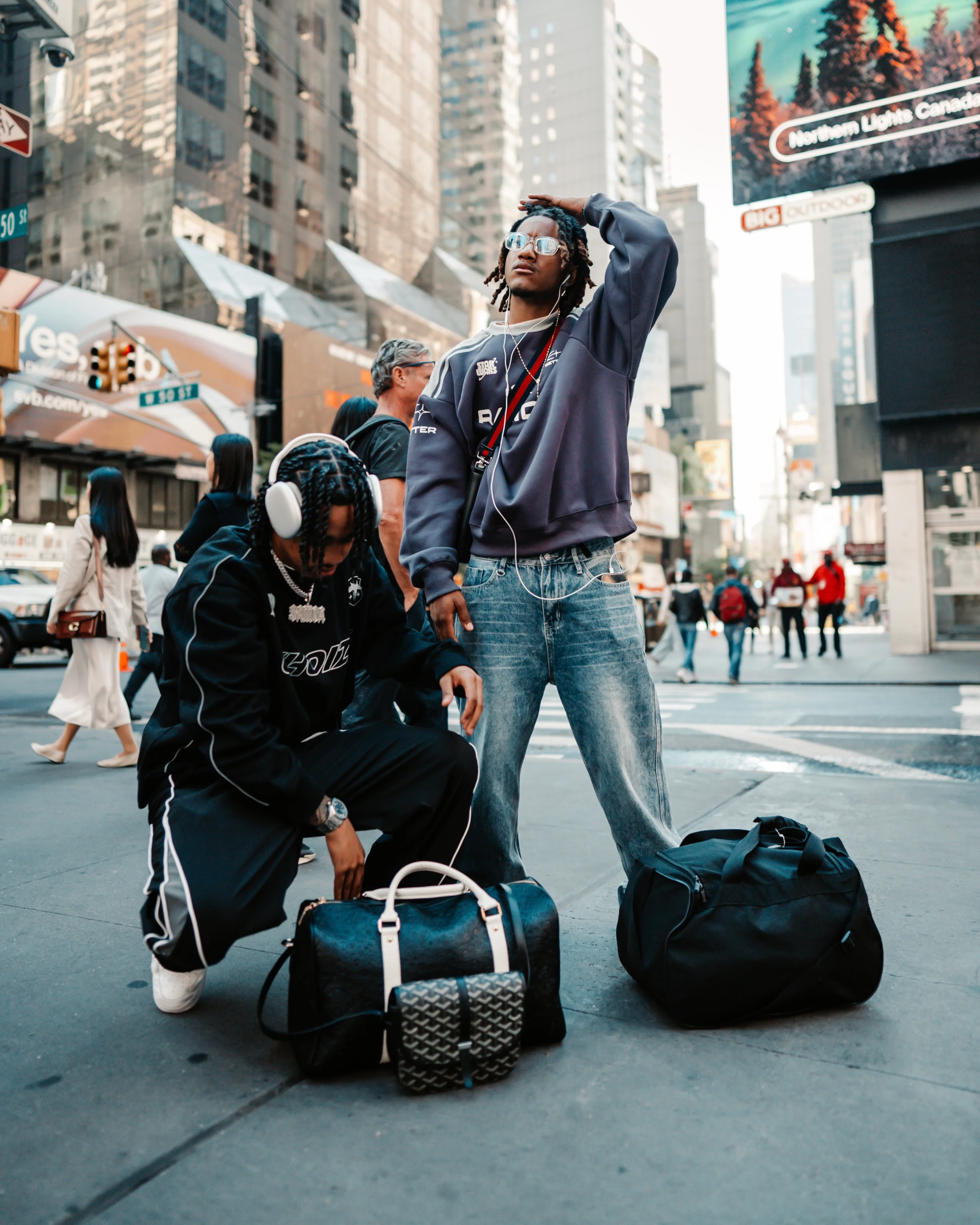 DCRB Choize Sweater - Image 4