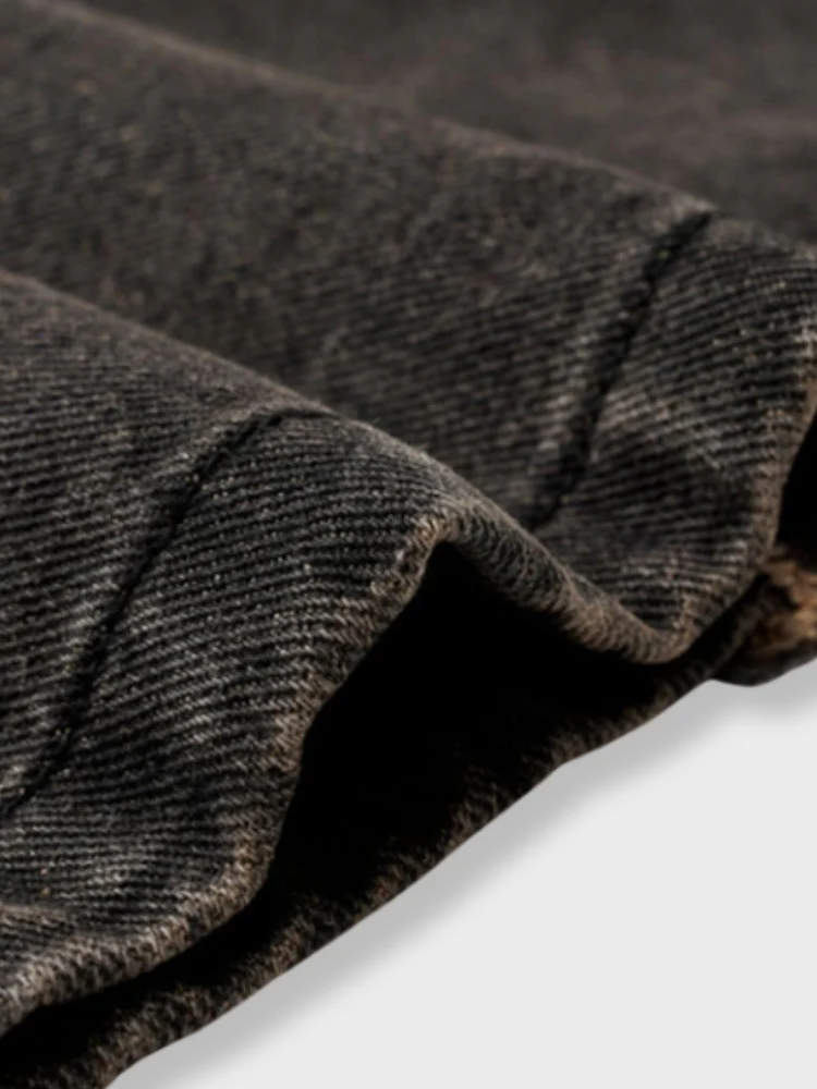 DCRB Distressed Gradient Jorts - Image 4