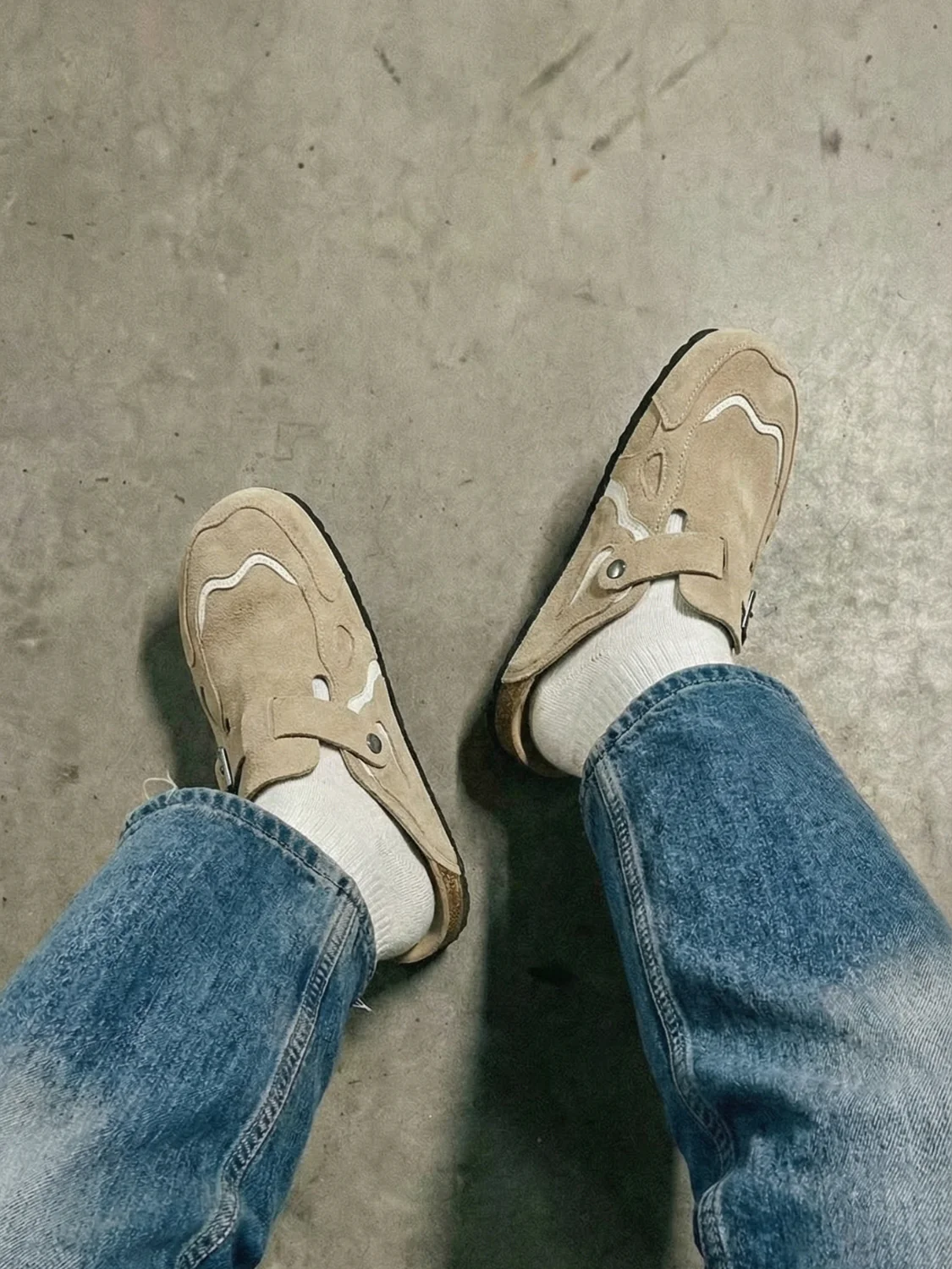 DCRB Wavey Clogs - Image 3